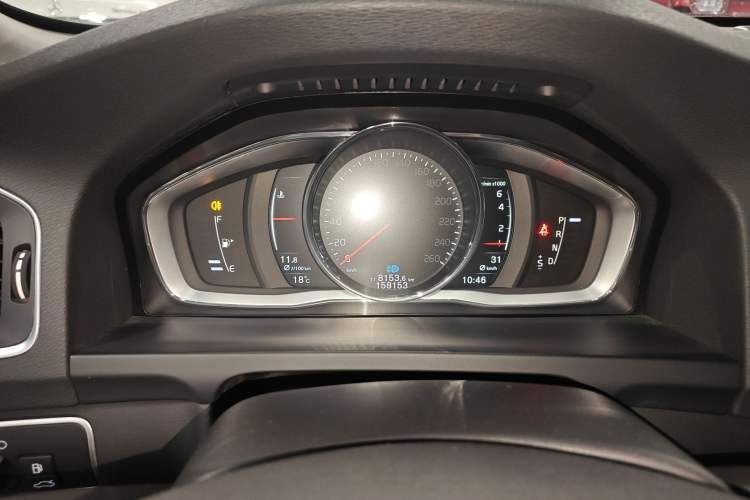 Used Volvo V60 2017 T5 Zhiya Edition China V Standard Instrument Cluster