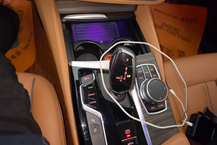 Used BMW 6 Series GT 2019 630i Luxury Design Package Gear Lever