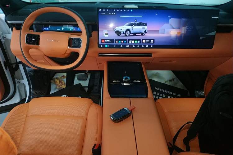 Used Lynk & Co 900 2025 2.0T Ultra