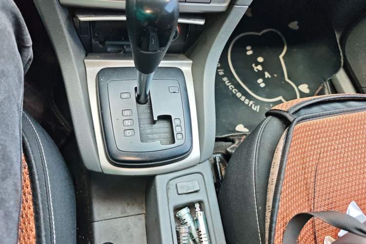 Used Ford Focus 2013 Hatchback Classic 1.8L Automatic Base Model Gear Lever