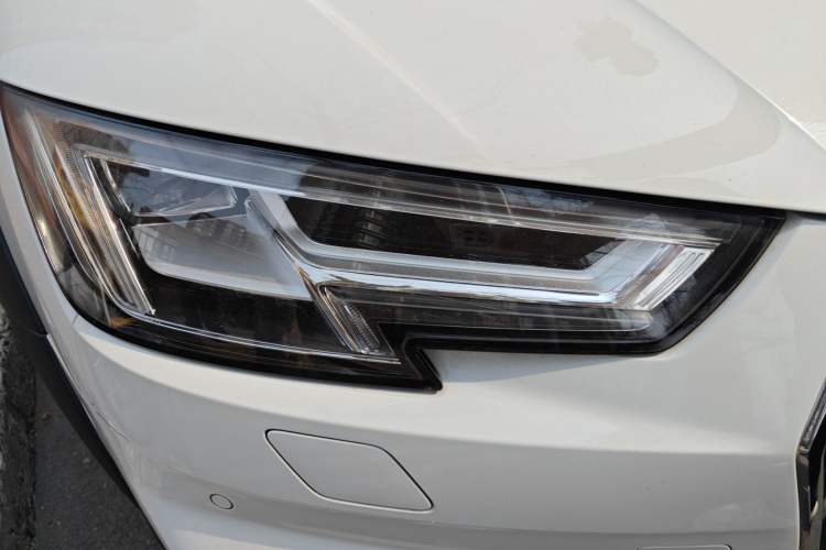 Used Audi A4 2017 45 TFSI allroad quattro Sport model