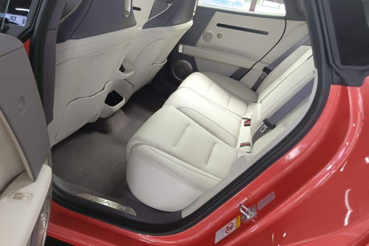 Used Avatr 06 2025 Pro Range-Extended Edition
