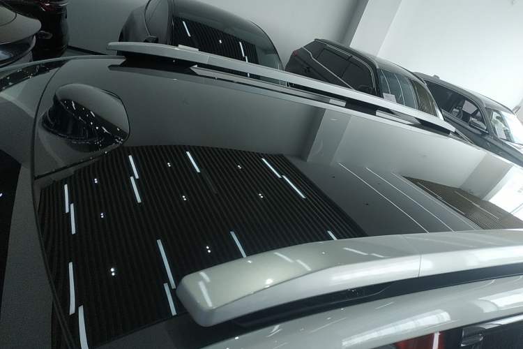 Used AION V 2024 Aion Tyrannosaurus 650 LiDAR Edition Roof