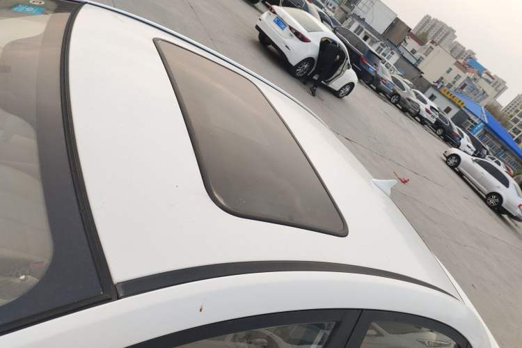 Used CHANGAN Eado 2015 1.6L Manual Luxury Model China V Standard Roof