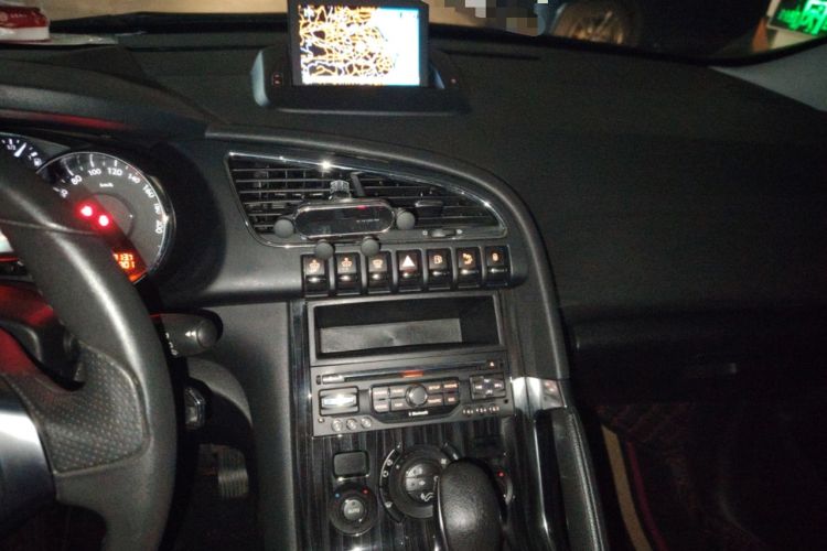 Used Peugeot 3008 2013 1.6THP Automatic Prestige Edition Audio And AC Panel