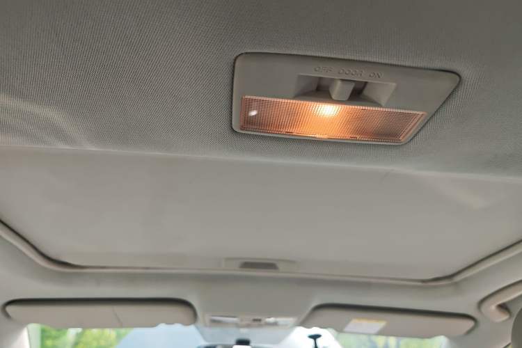 Used Mazda 6 2010 2.0L Automatic Luxury Edition Headliner