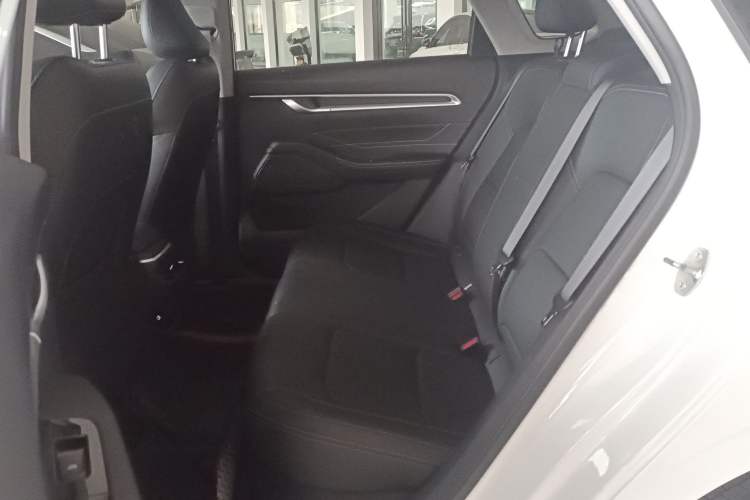 Used Geely Auto Emgrand 2025 4th Generation 1.5L CVT Luxury Version
