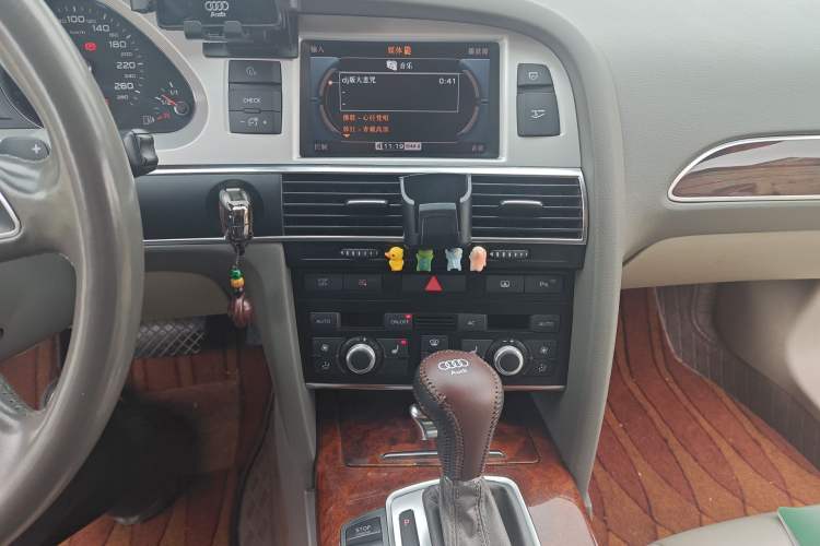 Used Audi A6L 2011 2.8 FSI Luxury Model
