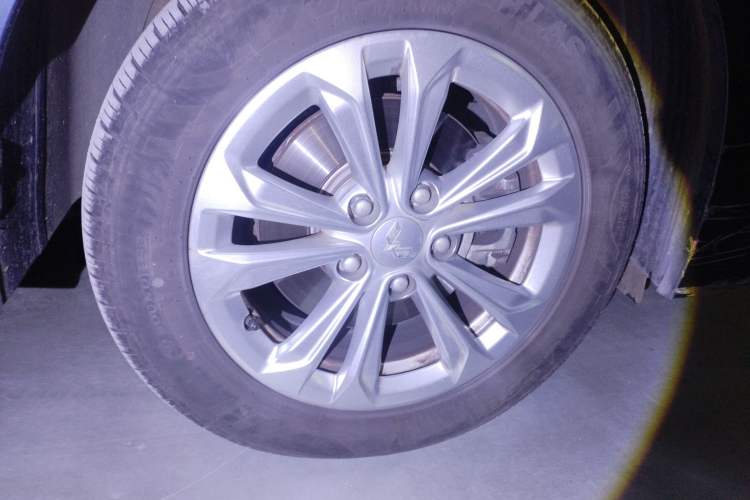 Used Wuling Jiachen 2022 1.5T Manual Light Enjoyment Dynamic Version
