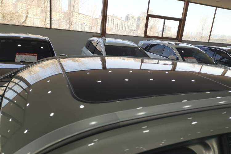 Used CHANGAN OSHAN Z6 2022 Blue Whale 1.5T DCT Smart Edition Urban Version Roof