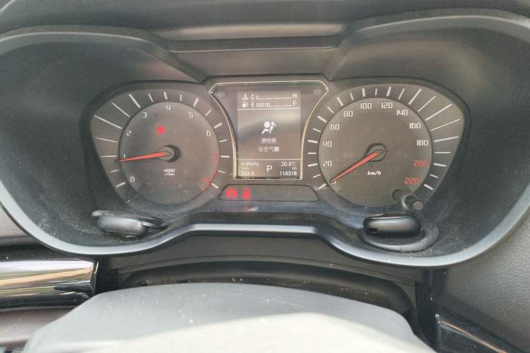 Used GAC Trumpchi GS4 2016 235T G-DCT Luxury Edition Odometer Close Up