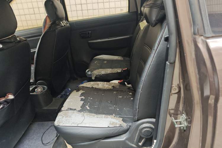 Used Dongfeng Fengon 330 2014 1.3L Manual Utility Version DK13-07
