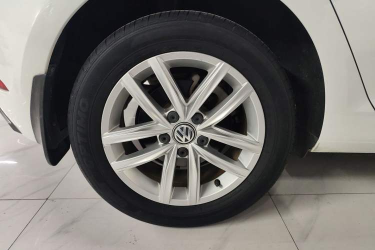 Used Volkswagen Golf 2019 1.6L Automatic Comfort Model China V Standard
