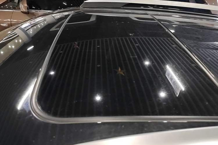 Used Toyota RAV4 2015 2.0L CVT Two-Wheel Drive Fashion Edition Roof