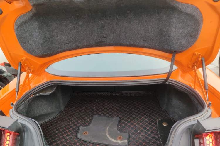 Used Ford Mustang 2020 2.3L EcoBoost Trunk