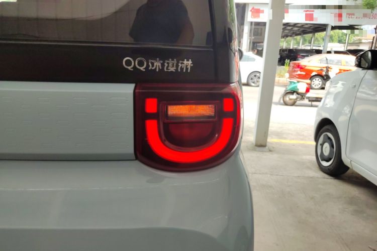 Used Chery New Energy QQ Ice Cream 2022 170km Sundae Phosphate Lithium-Ion