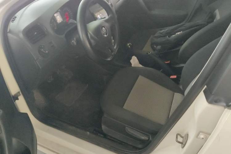 Used Volkswagen Polo 2016 1.4L Manual Fashion Model Left Front Seat