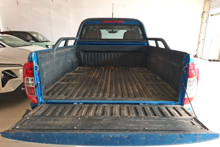 Used Dongfeng Ruichi 6 2021 2.3T Automatic 4x4 Diesel Luxury Long-Box M9T