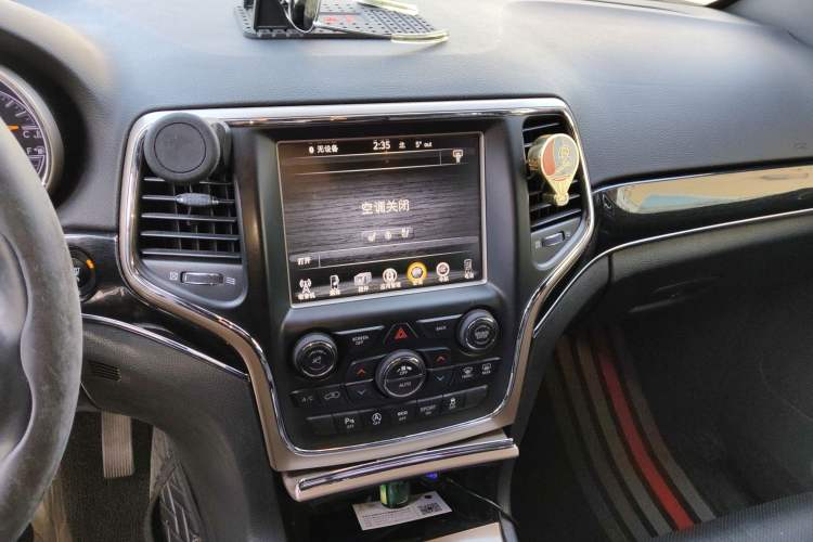 Used Jeep Grand Cherokee 2016 3.6L 75th Anniversary Tribute Edition