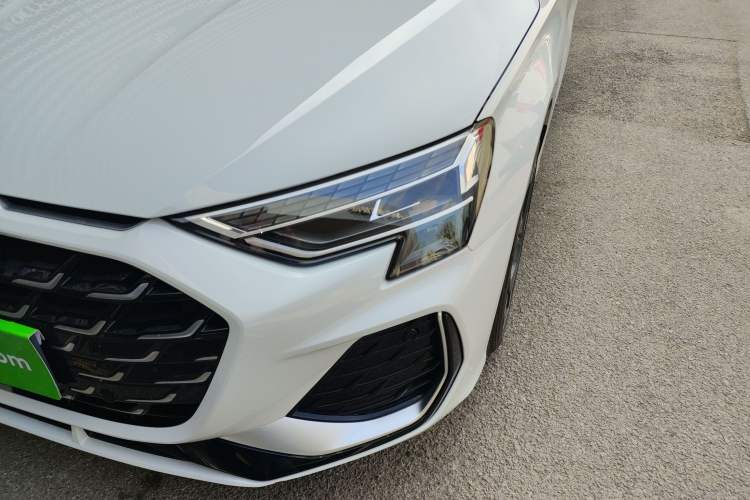 Used Audi A3 2025 Sportback 35TFSI Prestige Edition + Luxury Selection Package Left Front Headlight