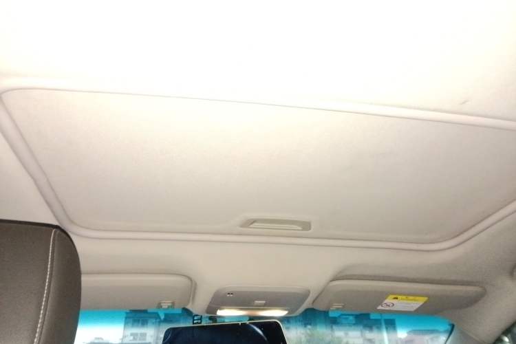 Used Buick GT 2018 18T Automatic Elite Model Headliner