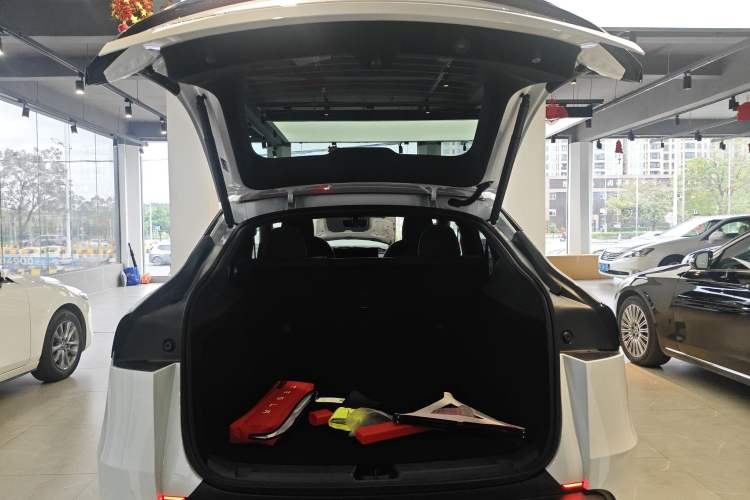 Used Tesla Model Y 2026 Model Long-Range Rear-Wheel-Drive Version