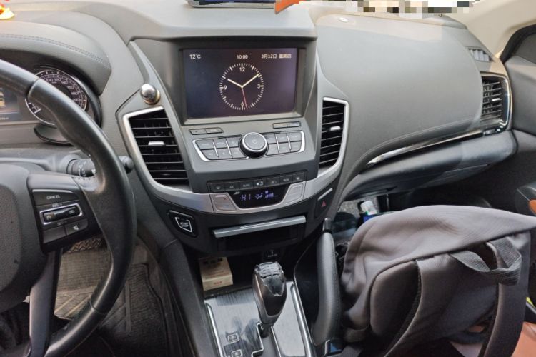 Used Dongfeng Fengdu MX5 2016 2.0L Automatic Flagship Edition
