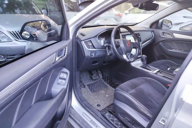 Used Roewe RX5 New Energy 2017 eRX5 50T Hybrid Connected Prestige Flagship Edition
