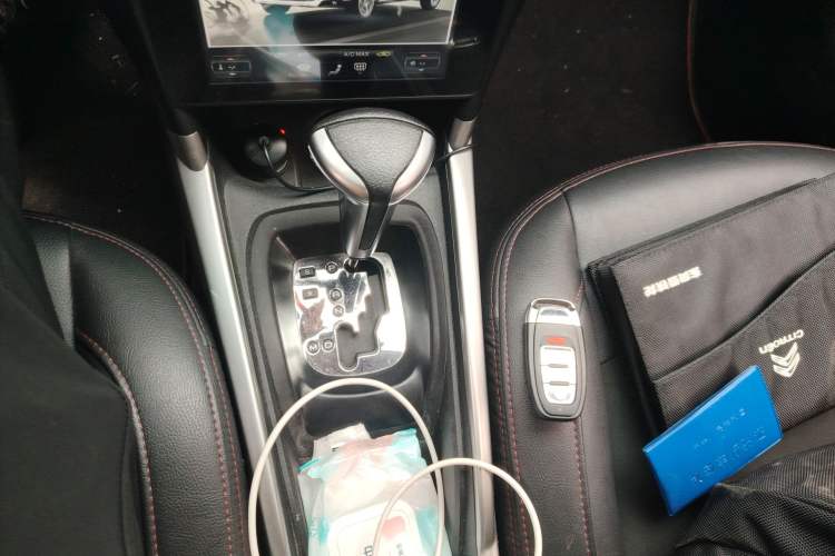 Used Citroen C3-XR 2017 1.6L Automatic Pioneer Model Gear Lever