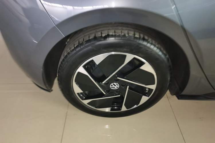 Used Volkswagen ID.3 2025 Smart Edition Outstanding Model