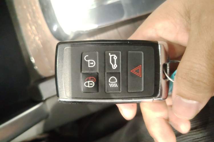 Used Land Rover Discovery Sport 2022 249 PS R-Dynamic S Performance Edition 5 Seats