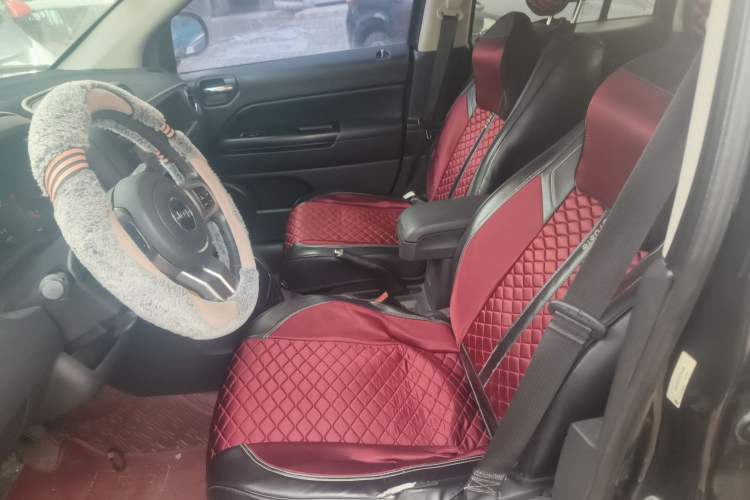 Used Jeep Compass 2011 2.4L four-wheel drive Comfort version