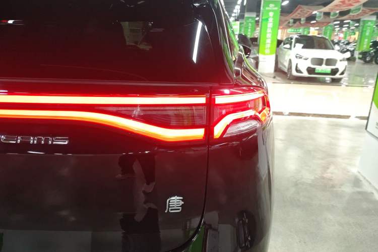 Used BYD Tang New Energy 2023 DM-i Champion Edition 112KM Prestige Model