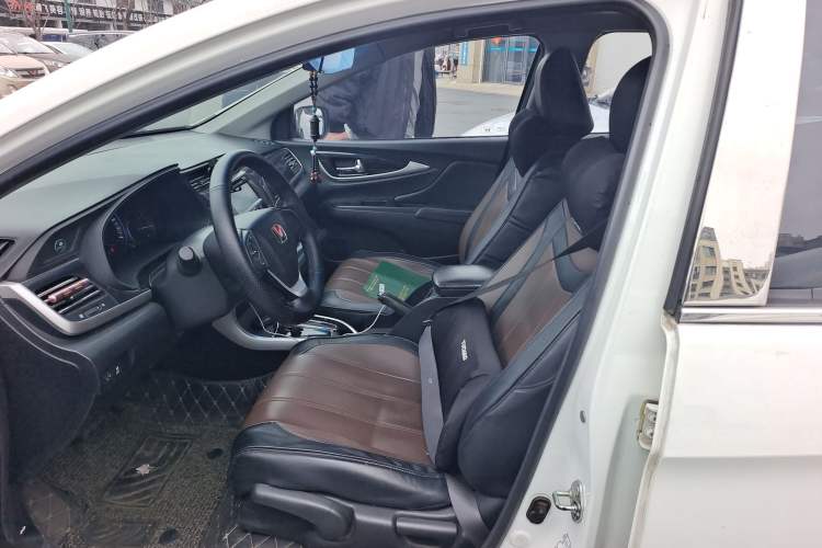 Used Honda Crider 2013 1.8L automatic luxury edition
