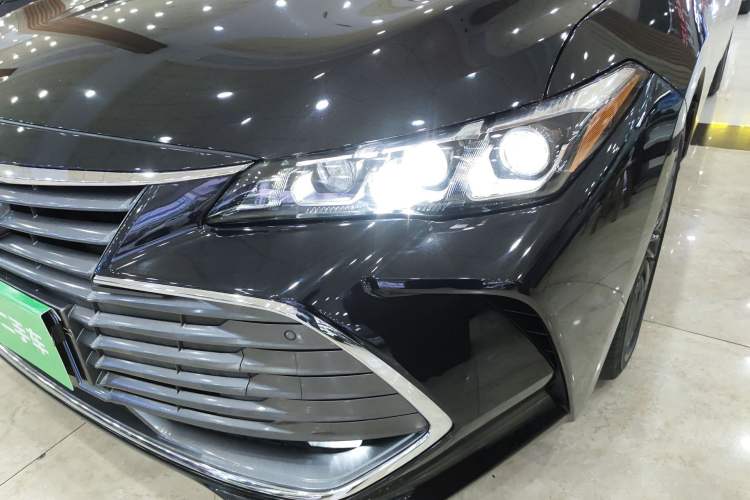 Used Toyota Avalon 2019 2.0L XLE Premium Edition China VI
