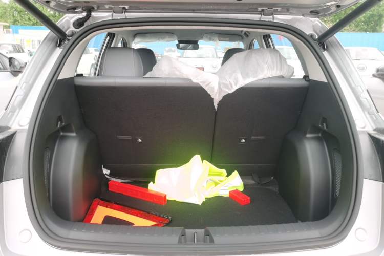 Used Geely Galaxy Geome 2026 Model 310km Dream Edition Trunk