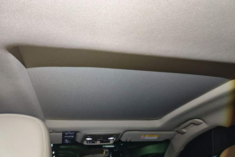 Used Cadillac XTS 2016 28T Tech Edition Headliner