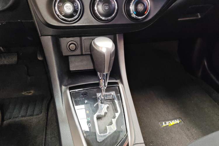 Used Toyota Levin 2014 1.6G CVT Elite Edition Gear Lever