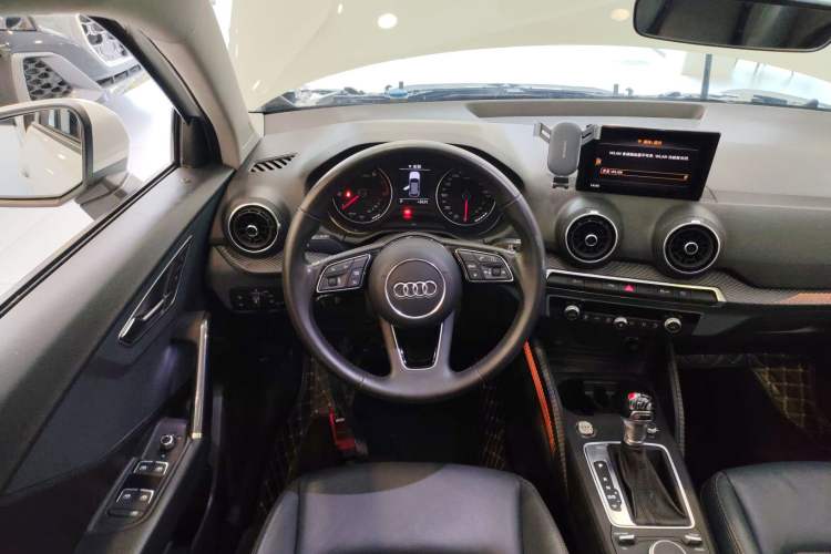 Used Audi Q2L 2020 35 TFSI Fashionable and Elegant Model
