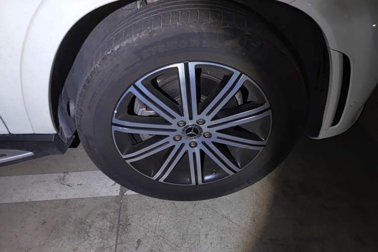 Used Mercedes-Benz GLE Coupe 2020 GLE 350 4MATIC Coupe SUV Luxury Model Right Front Wheel Hub