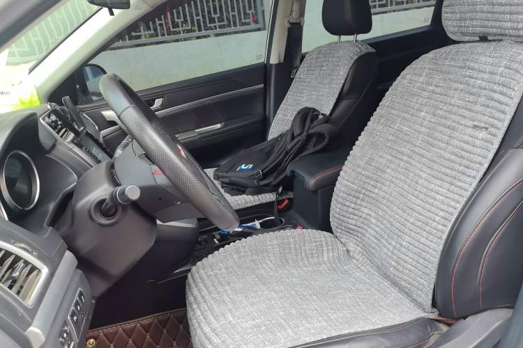 Used Haval H6 2015 Sport Edition 1.5T Automatic Two-Wheel Drive Luxury Model