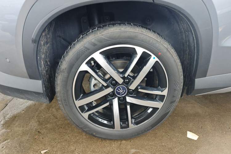 Used BYD Song L DM-i 2025 Intelligent Driving Version 112 km Beyond-Range Type