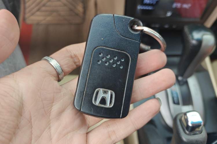 Used Honda Crosstour 2012 2.4L Luxury Edition