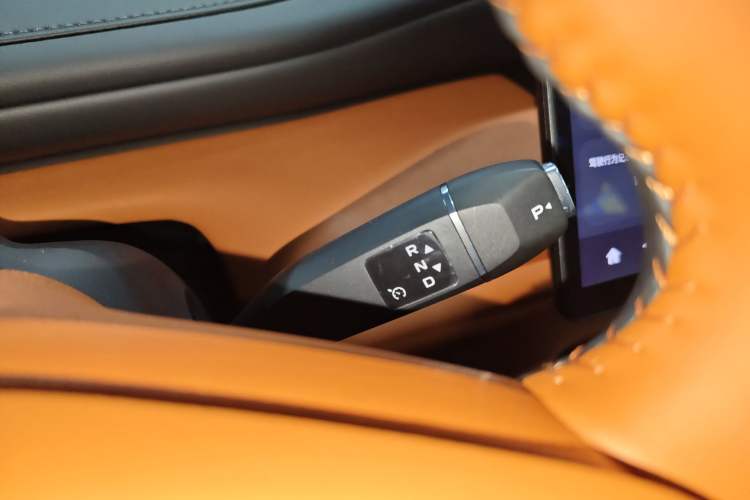 Used CHANGAN NEVO Q07 2025 Model 215 Laser Flagship PLUS
