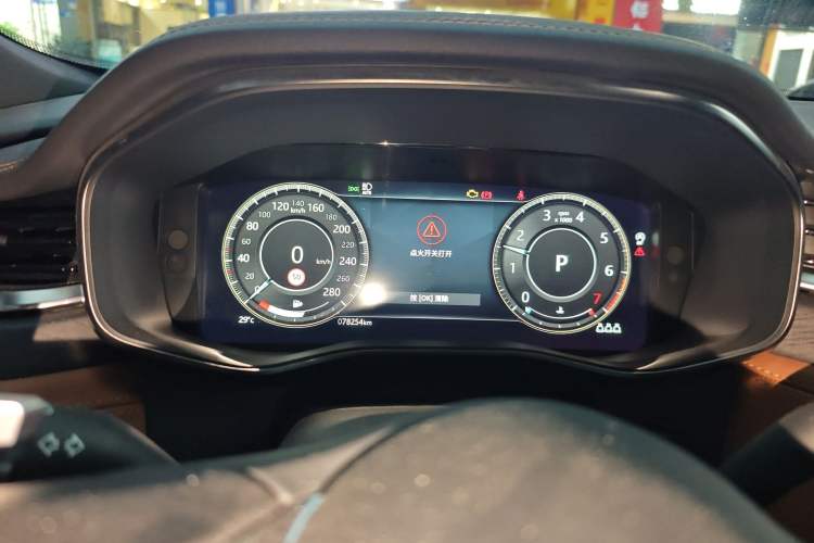 Used Jaguar XFL 2021 XFL 2.0T P250 Two-Wheel-Drive Elite Sport Edition Instrument Cluster
