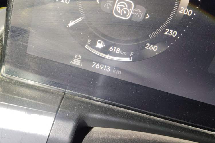 Used Lynk & Co 09 2021 2.0T Ultra Six-Seater
