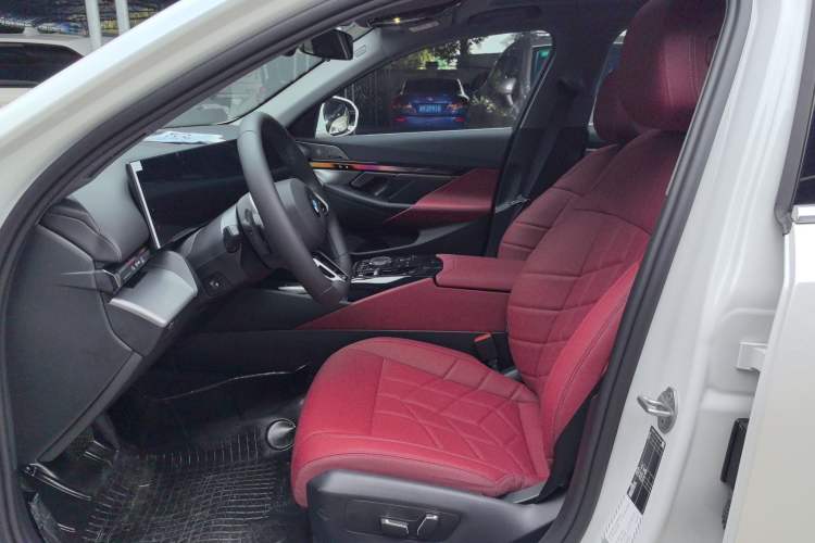 Used BMW 5 Series 2025 530Li Leading Model M Sport Package