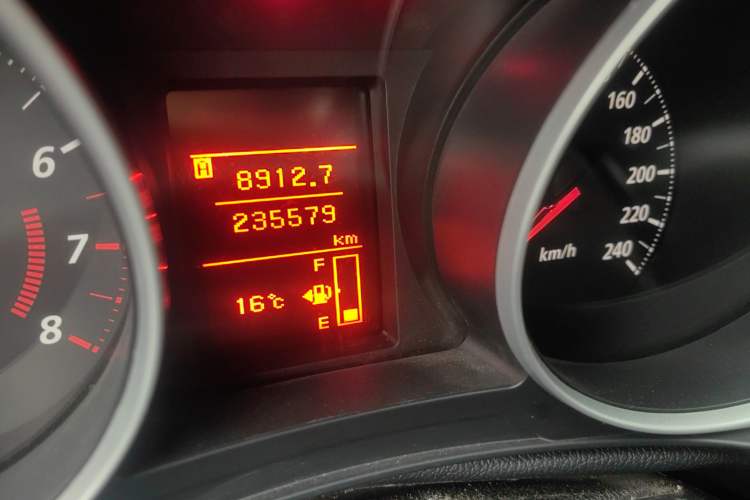 Used Mitsubishi ASX 2013 1.6L Manual Two-Wheel Drive Standard Edition