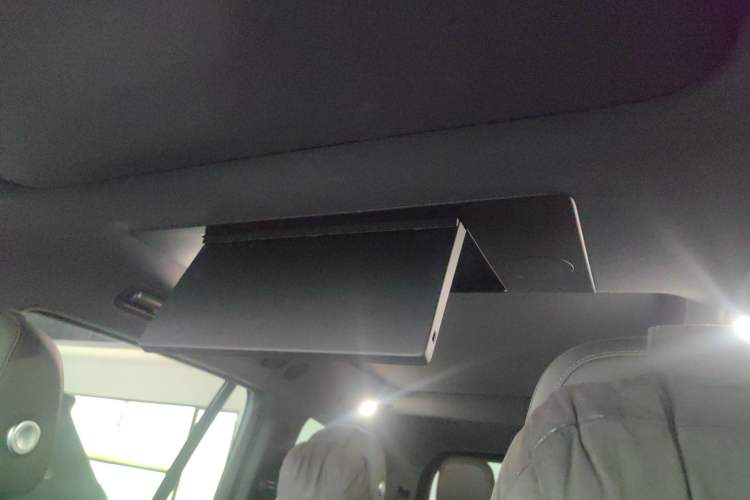 Used Li Auto L9 2022 Max model Headliner