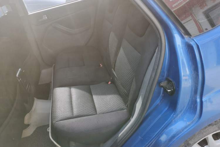 Used Ford Focus 2012 Hatchback Classic 1.8L Manual Fashion Edition